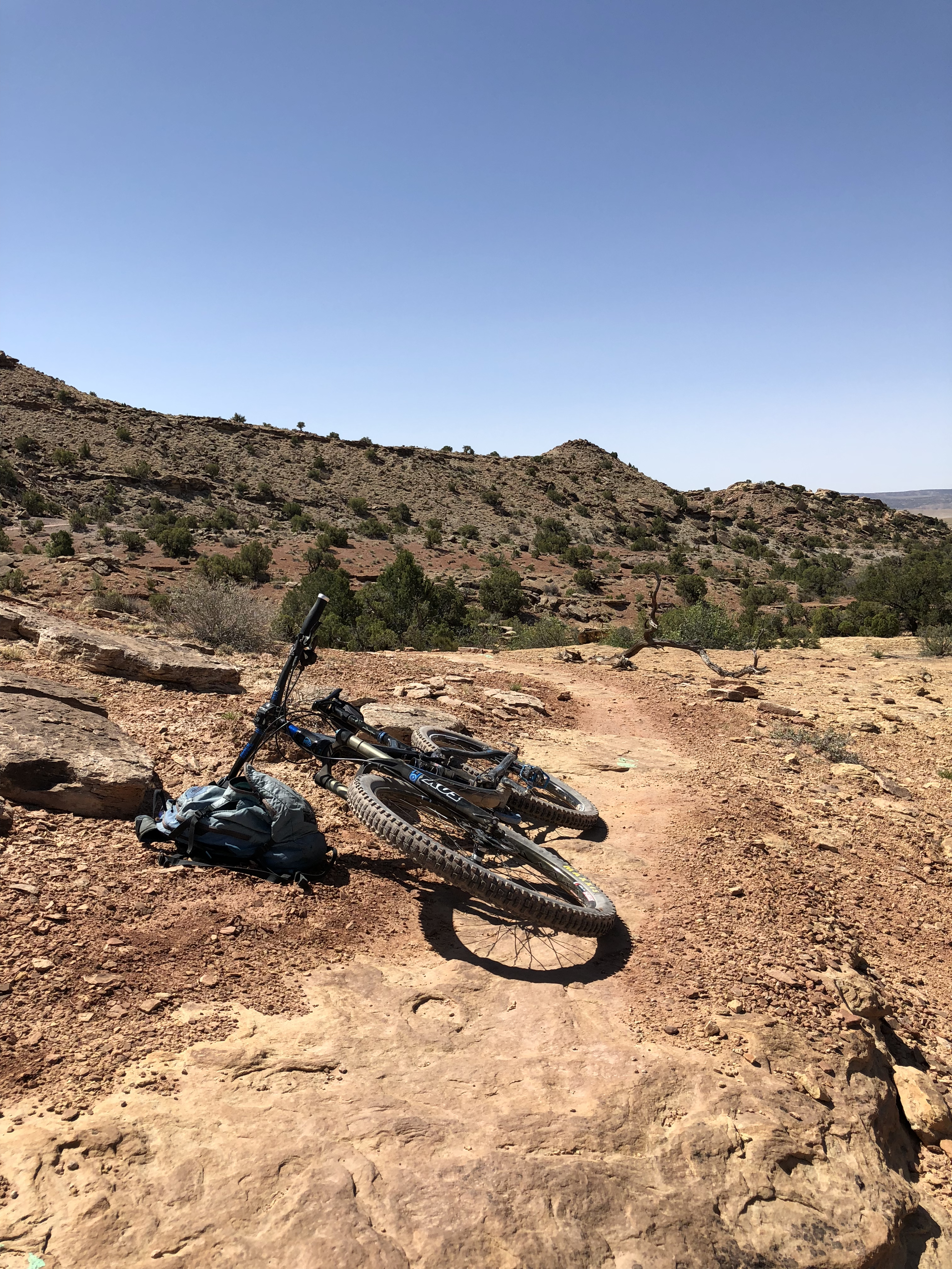 20180426_174332627_iOS